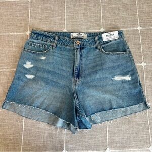 Hollister Curvy Ultra High Rise Vintage Relaxed Mom Shorts Jean Women’s 32 NWT